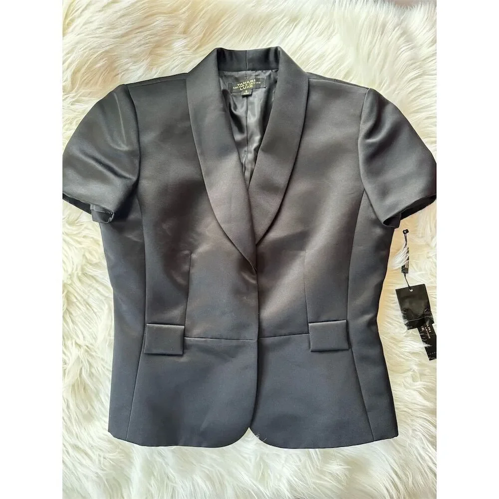 Tahari Arthur S. Levine Women's Belted Cropped Blazer Jacket Size 8 Black Formal